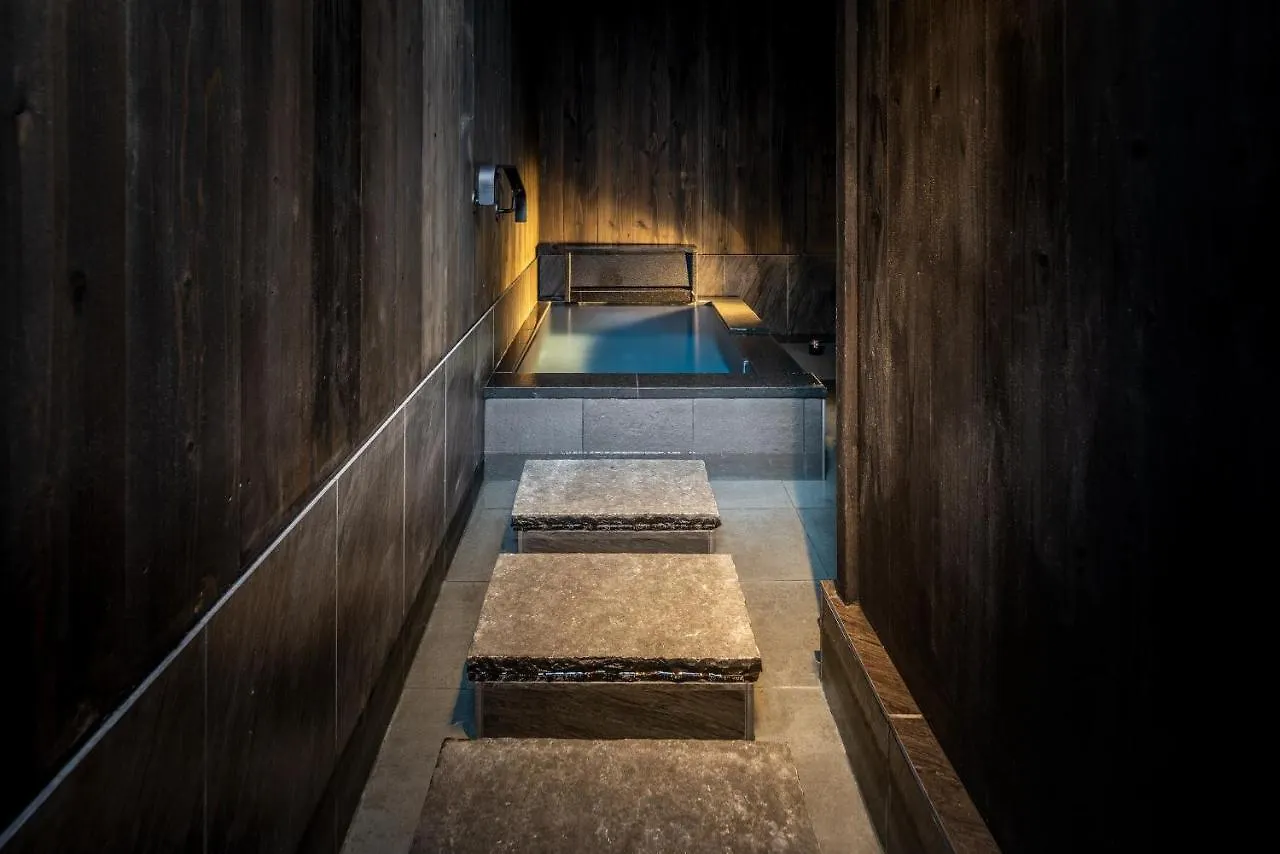 Nazuna Kyoto Tsubaki St. Ryokan