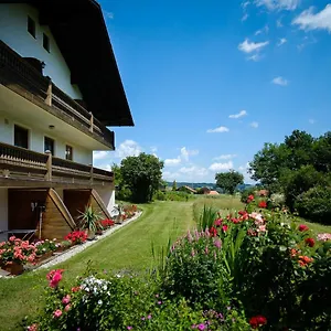 Gasthof Gaestehaus Hofer 