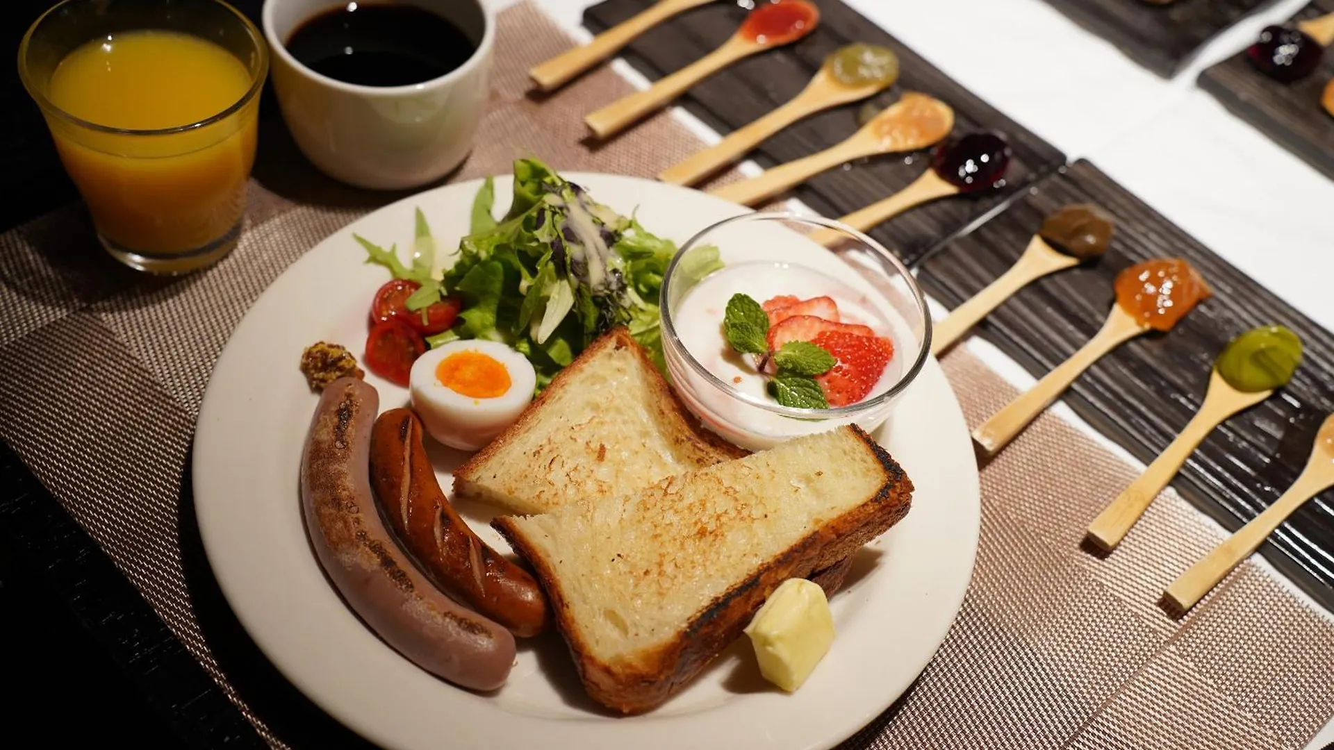 旅館 Nazuna 京都 椿通