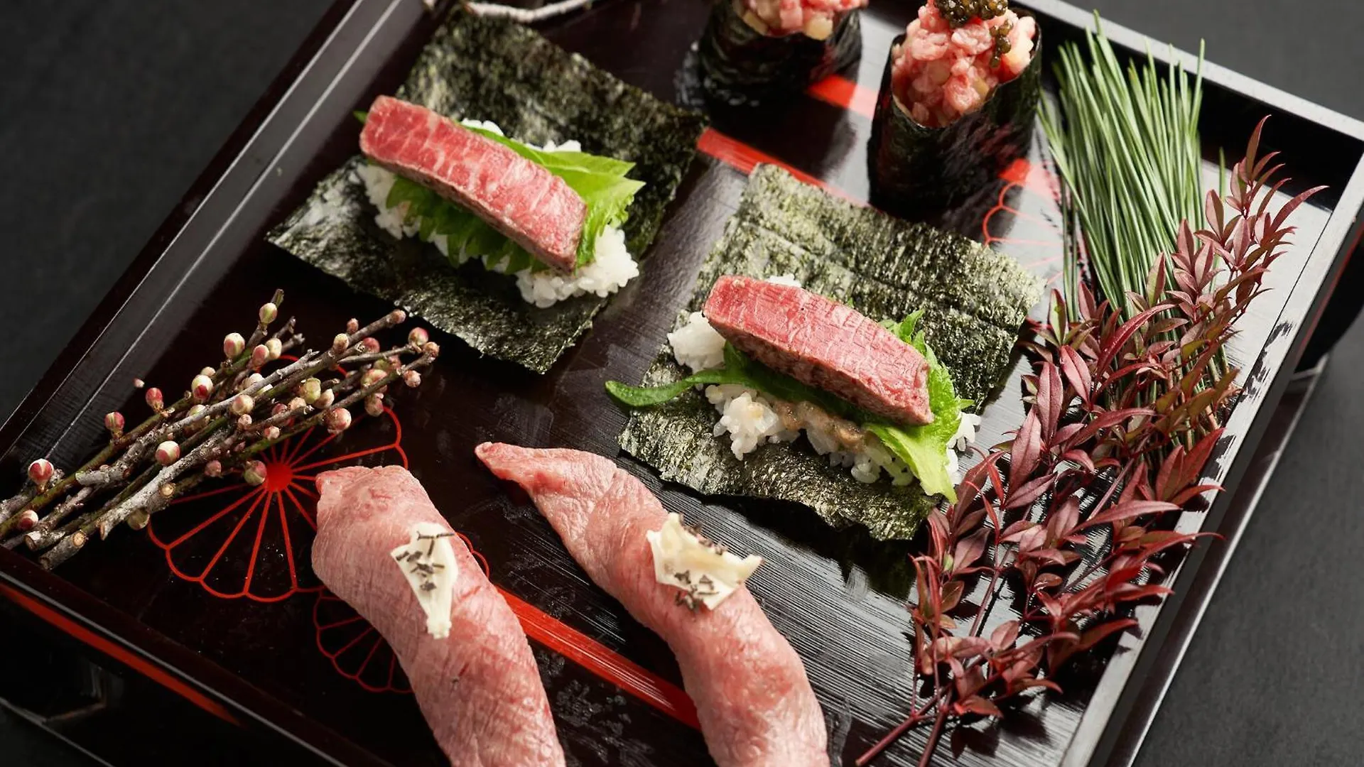 Nazuna Kyoto Tsubaki St.