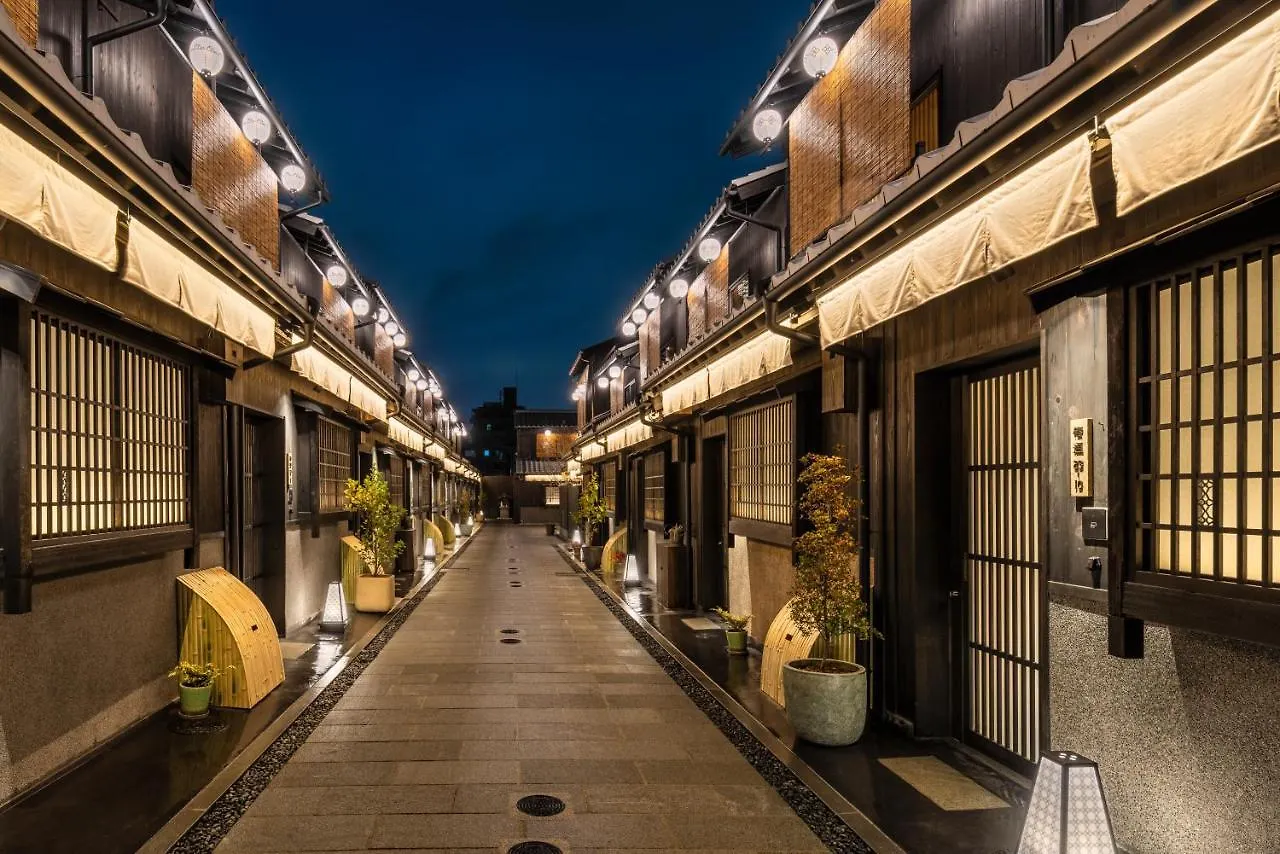 旅館 Nazuna 京都 椿通